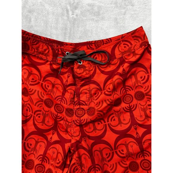 Patagonia Men’s Wavefarer Red Printed Beach Board Shorts Size 32 - Picture 3 of 9